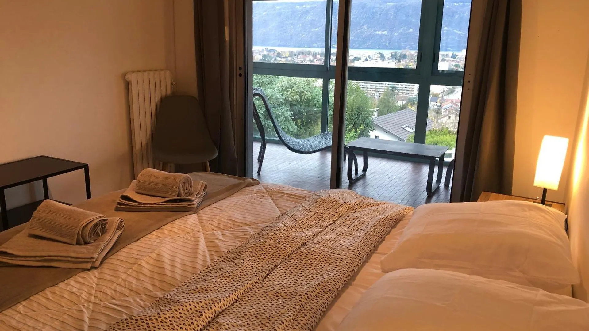 Villa Prune 200M 5 Chambres Avec Piscine Et Garage