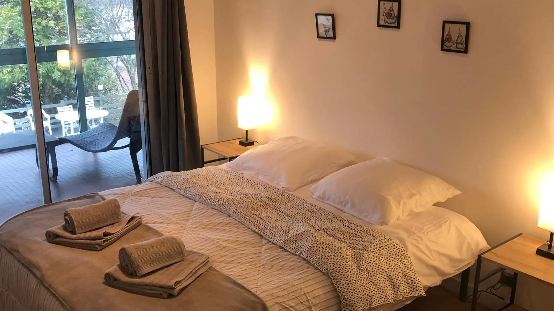 Villa Prune 200M 5 Chambres Avec Piscine Et Garage